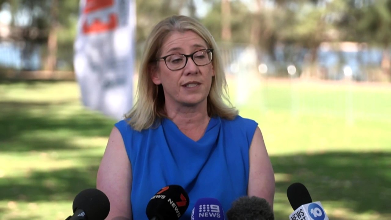 Political donations give some insight into how major parties are funded, but can they help predict an election?