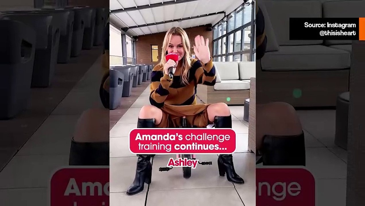 Amanda Holden melkein paljastaa liikaa käyttäessään hametta polkupyöräilyyn