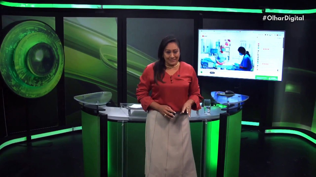 The world's greatest mathematician isn't concerned about the rise of AI