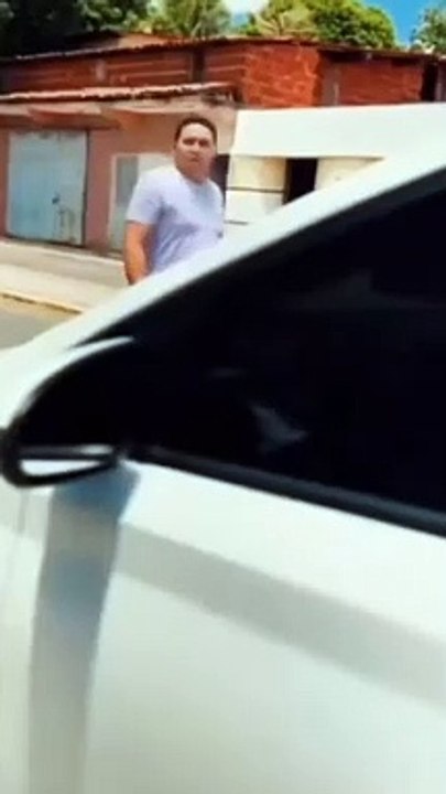 "Epic Public Pranks: Funniest Reactions Caught in the Streets!"