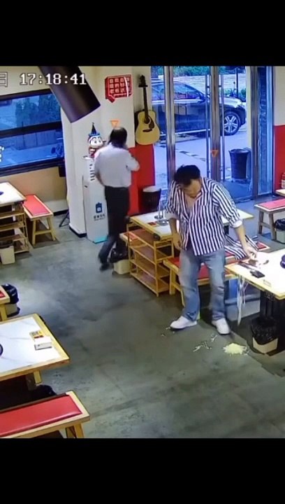 follow me -  The Tesla Cybertruck is an all-electric, battery-powered light-duty truck unveiled by Tesla, Inc.  Here’s a comprehensive overview of its key features and specifications-  Tesla Cybertruck O