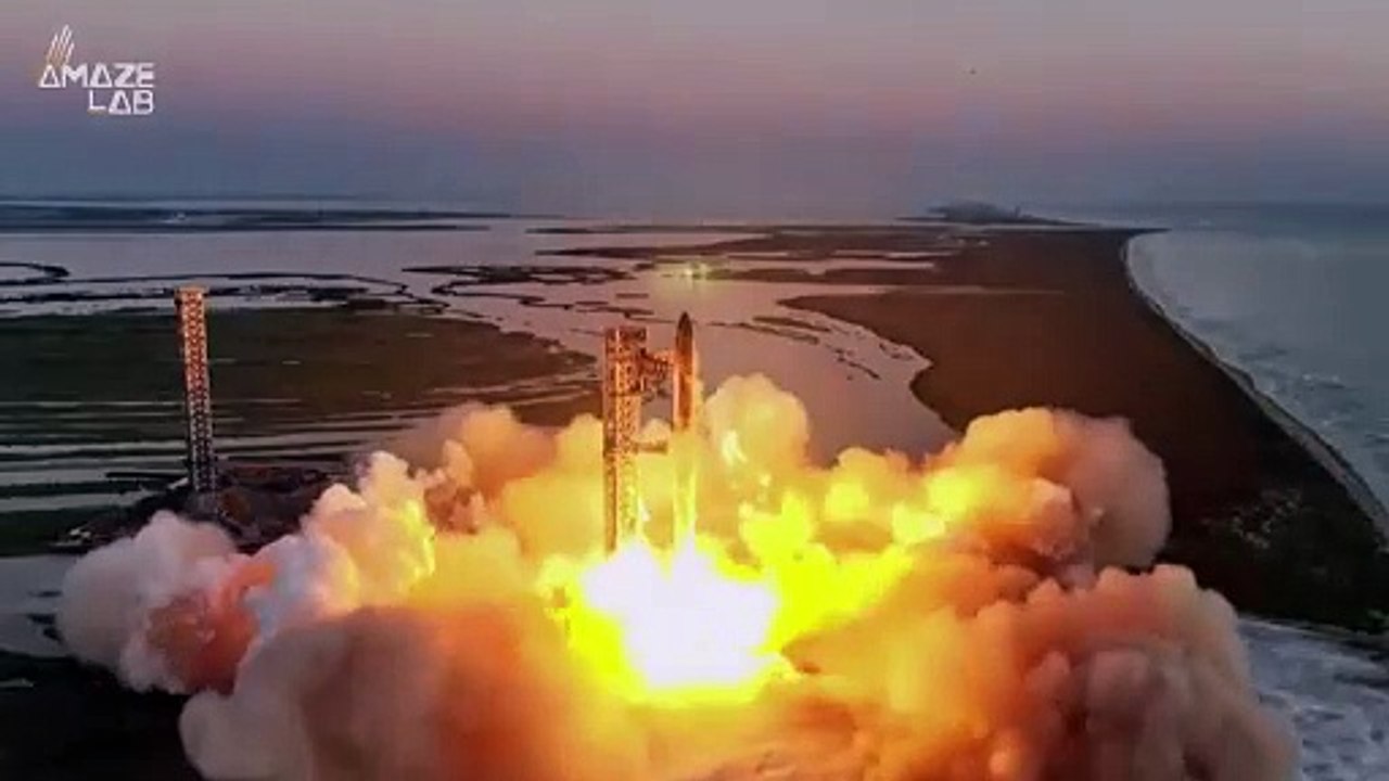 SpaceX Makes the History Books Again After Catching ‘Super Heavy’ Rocket