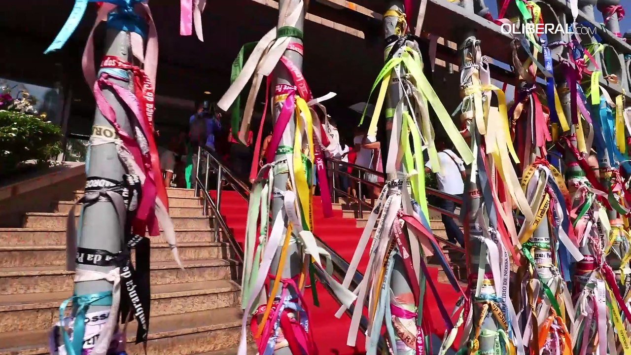 Manhã pós-Círio é marcada por visitações para a Imagem Original e para Imagem Peregrina