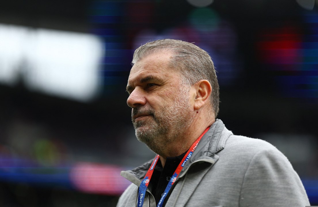 AR 15 POSTECOGLOU VTC