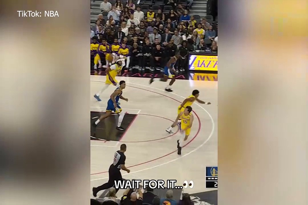 Stephen Curry deja seco a LeBron James con movimiento hábil