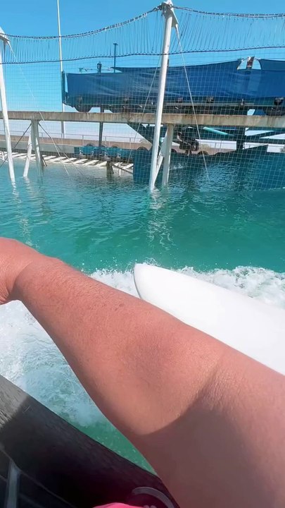 Príncipe Harry surf