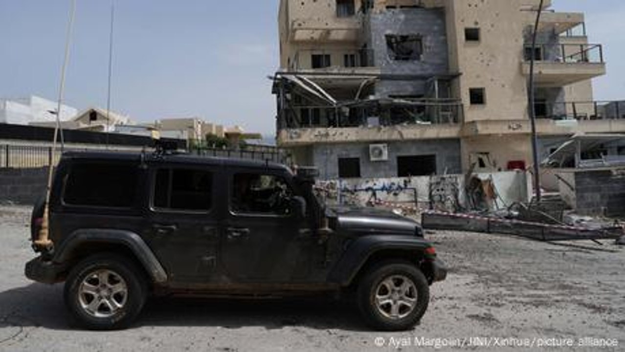 Border cities in Israel remain deserted as Hezbollah attacks continue