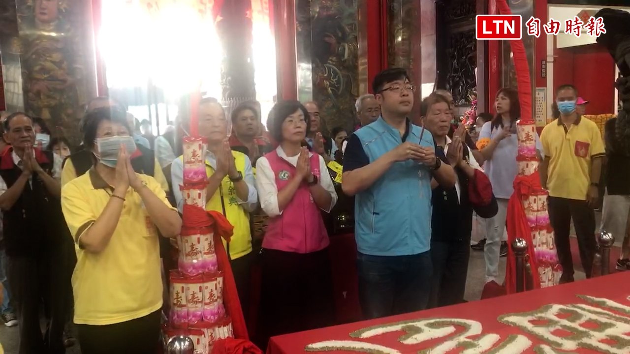蘆洲大拜拜登場！ 蘇巧慧湧蓮寺參拜祈福