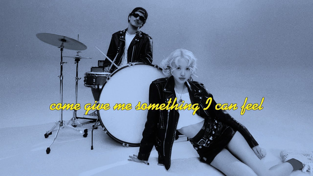 APT Bruno Mars and Rose remix song with lyrics