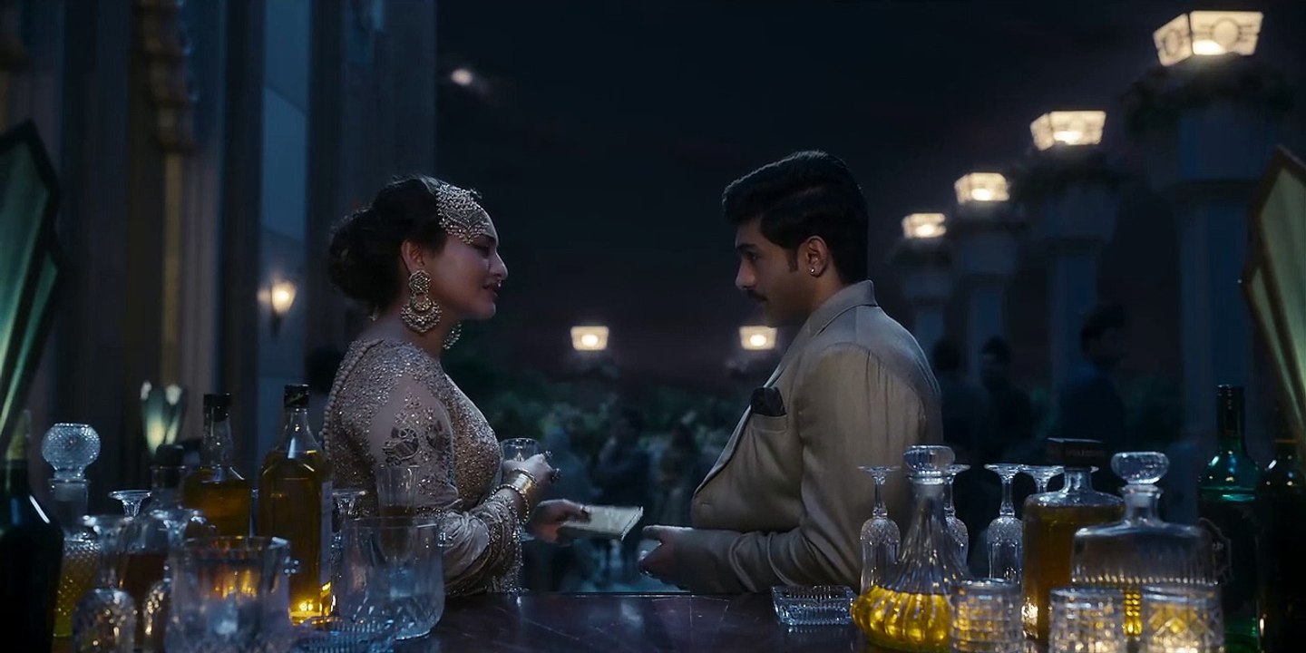 Heeramandi Episode 3 | Dive into the Glamorous Diamond Bazaar ✨