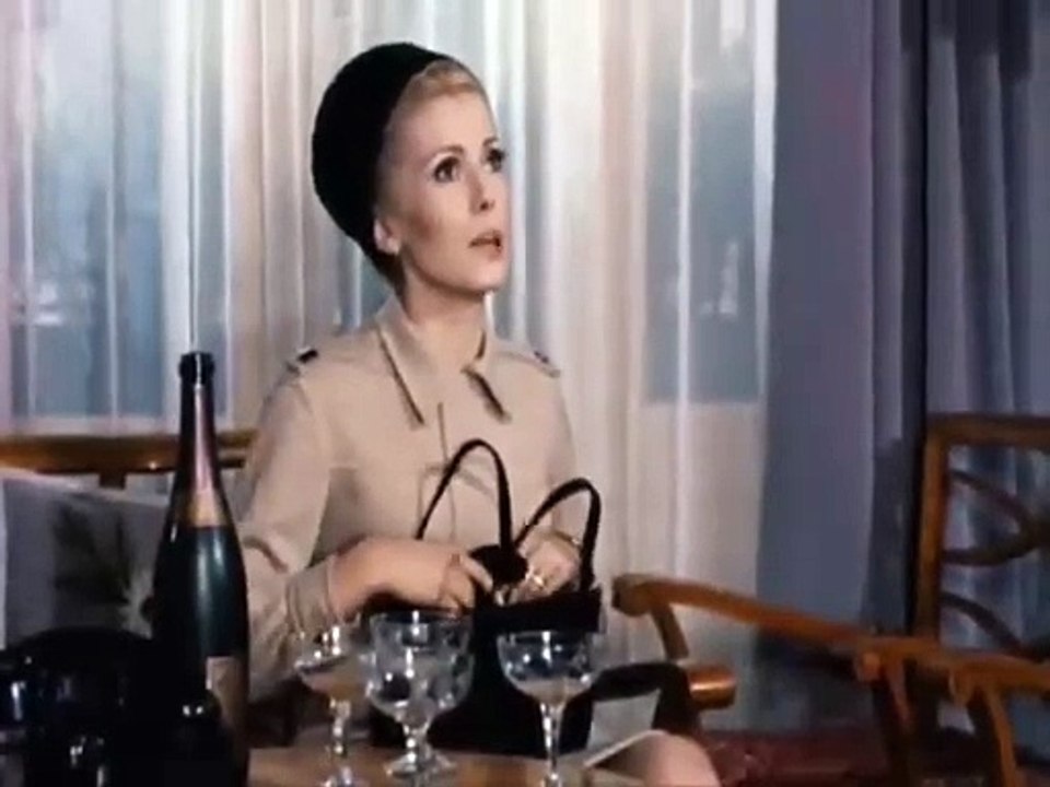Belle de Jour (1967) | Sévérine y Anaïs Exploran el Mundo de la Prostitución Diurna 🍸