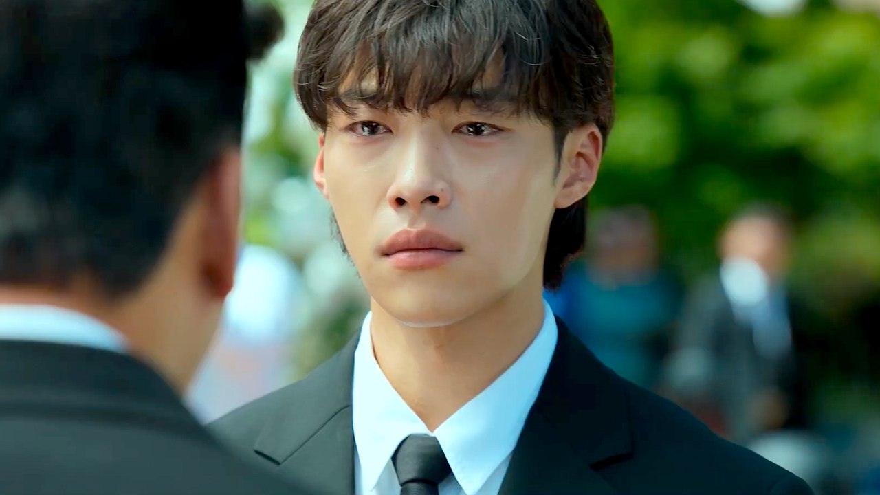 ✨ Watch the Exciting Official Trailer for Netflix’s Romantic Drama 'Mr. Plankton'!