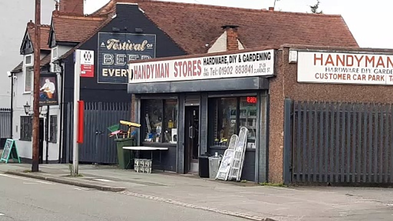 Handyman stores closing