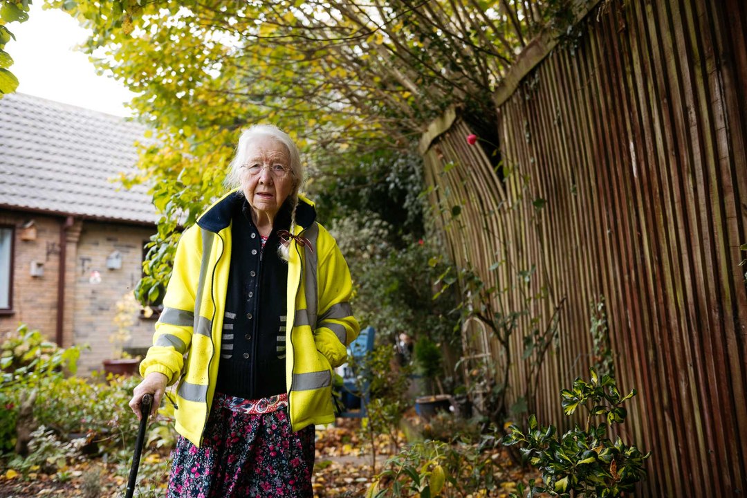 Council Have Refused to help 90 year-old women with overhanging hedge