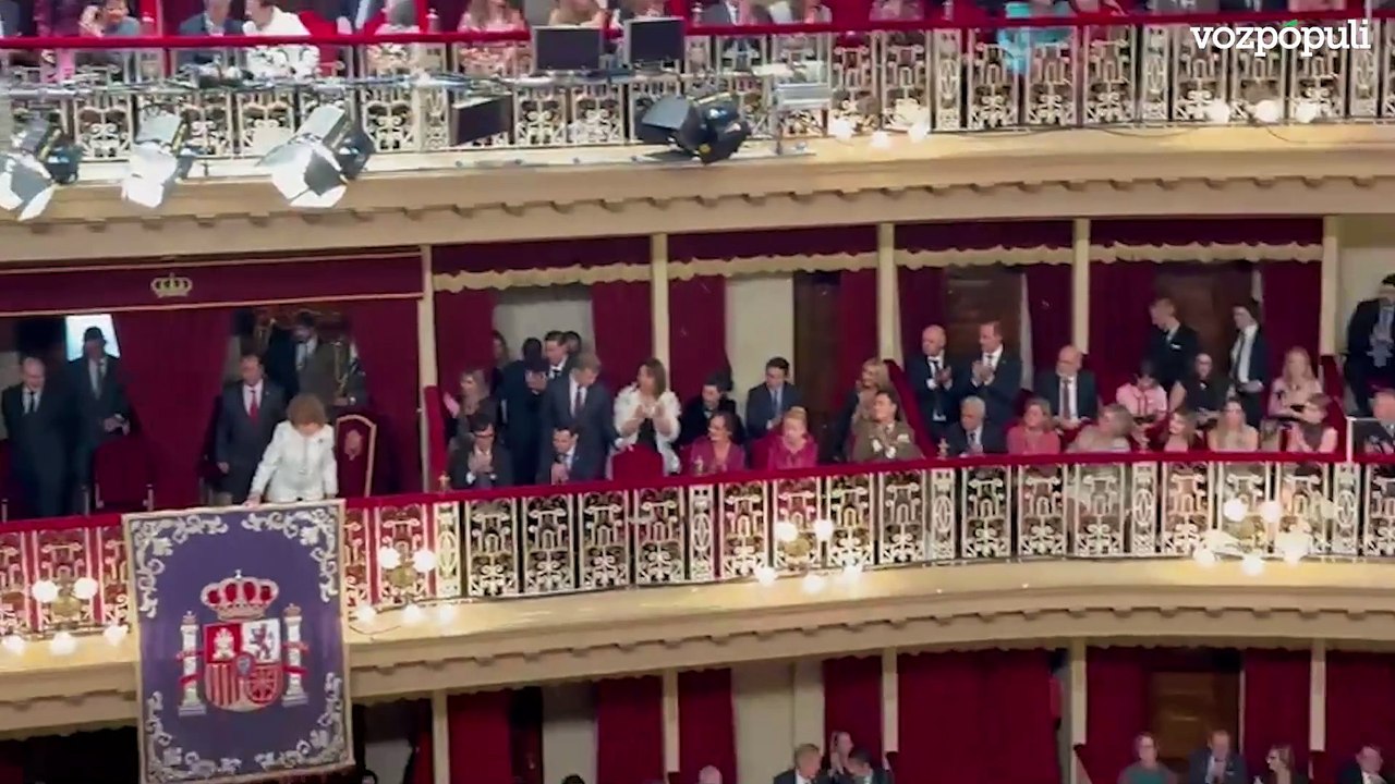 La reina Sofía, ovacionada en Oviedo