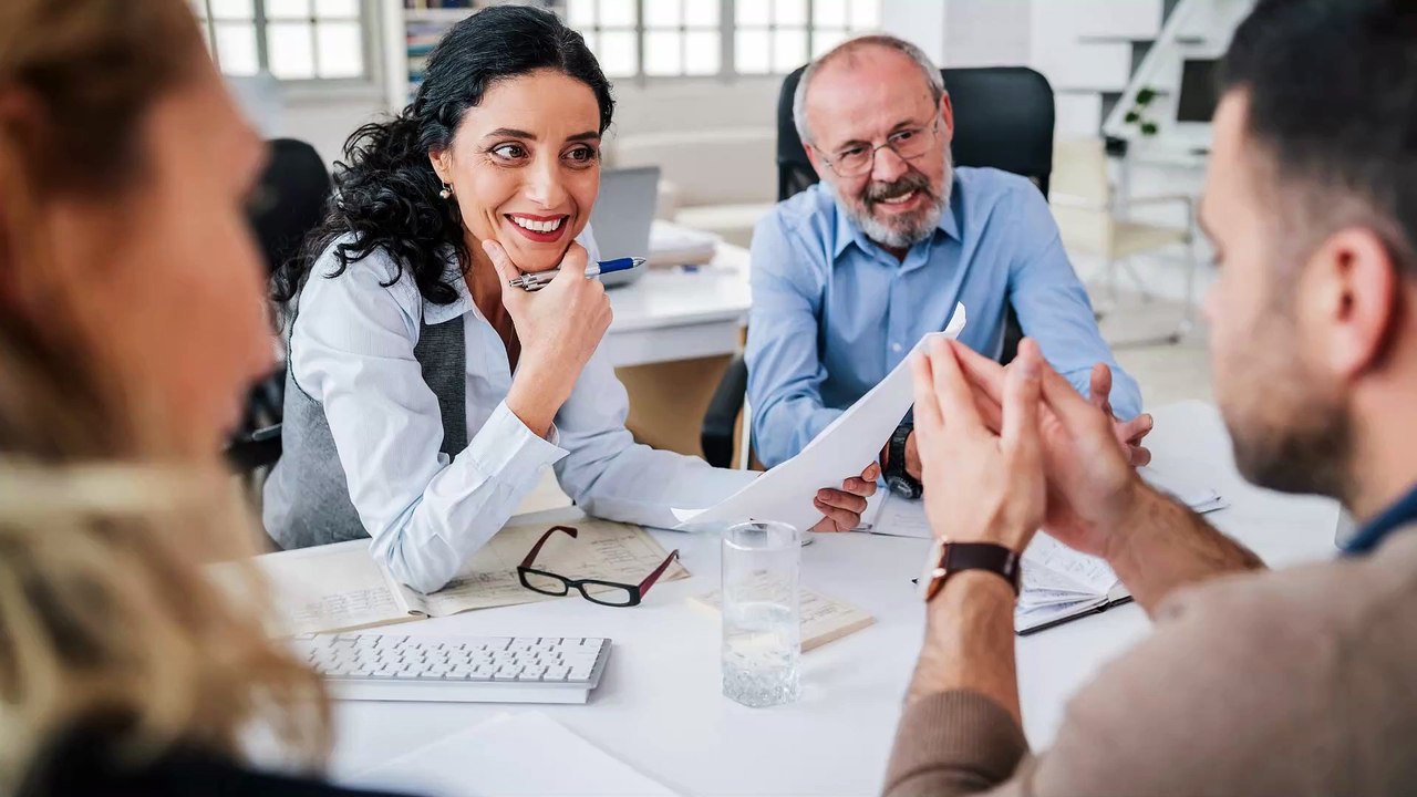 What Features Are Included in the Zoho Client Portal