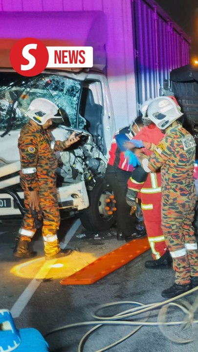 Eight injured in three-vehicle collision in Sekinchan