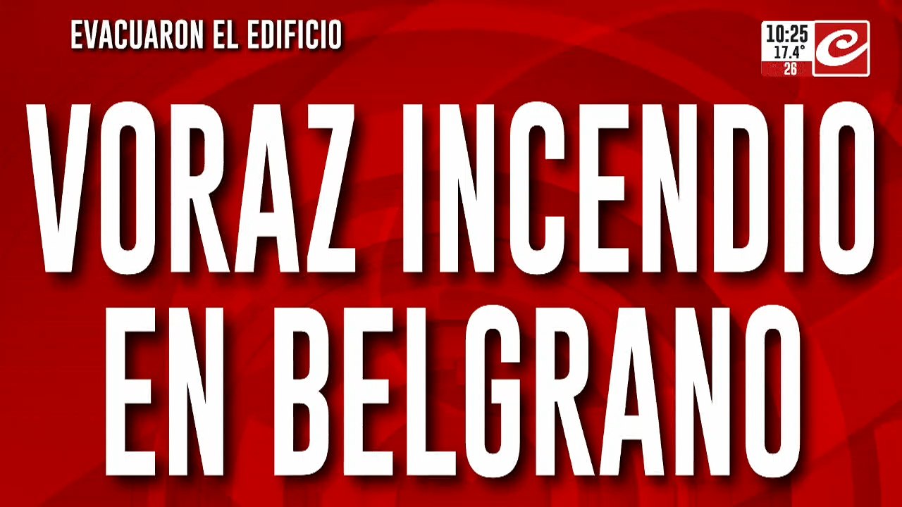 Impresionante incendio en Belgrano: evacuaron un edificio entero