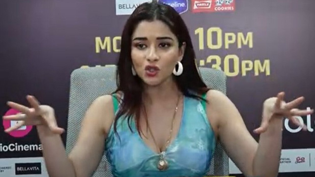 Bigg Boss 18: Nyra Banerjee First Exclusive Interview After Eviction, Avinash Eisha का रिश्ता...|