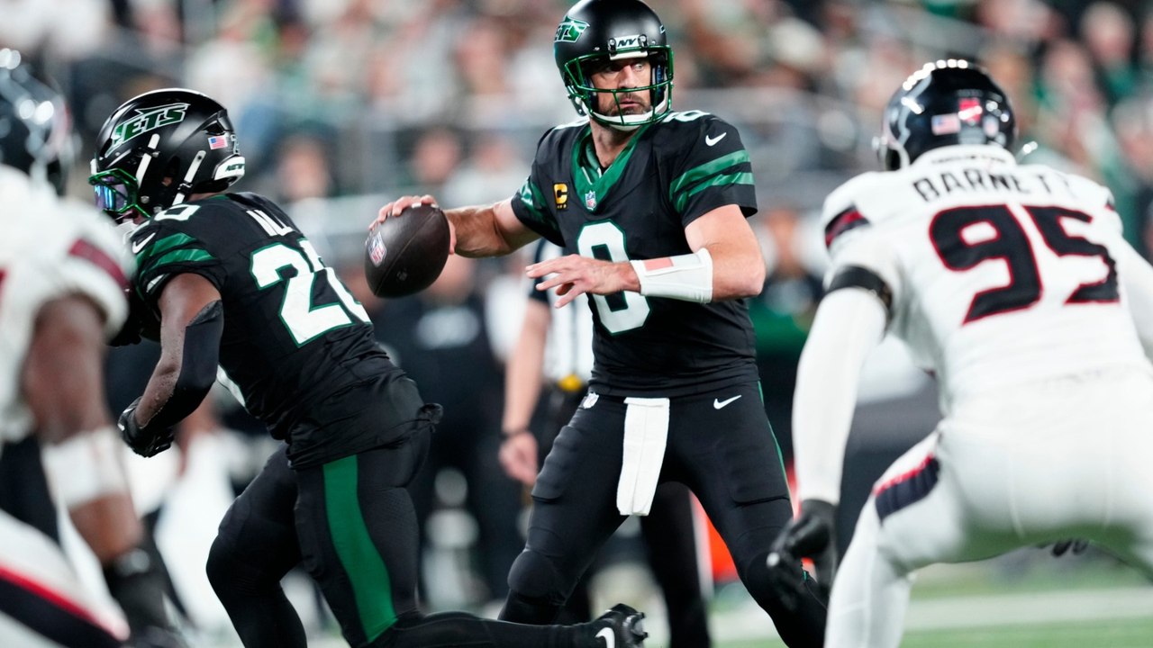 Evaluating Quarterback Performances and Future Expectations