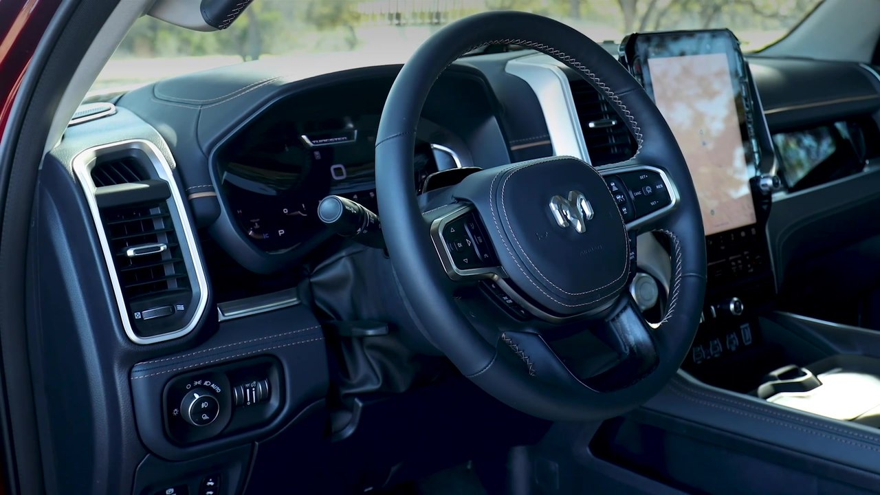 Der neue Ram 1500 - Technologie auf höchstem Niveau - fortschrittliche Konnektivität und klassenbeste Bildschirmgröße