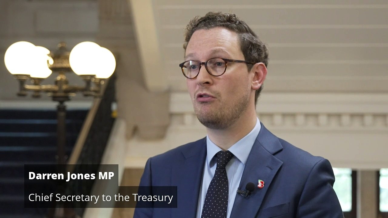 Govt: Rachel Reeves chose investment over decline