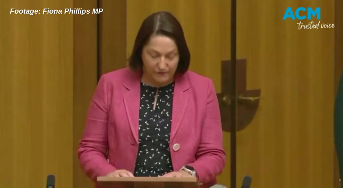 Federal Member for Gilmore, Fiona Phillips, reading out a speech written by Bomaderry High School student Vihan Patel