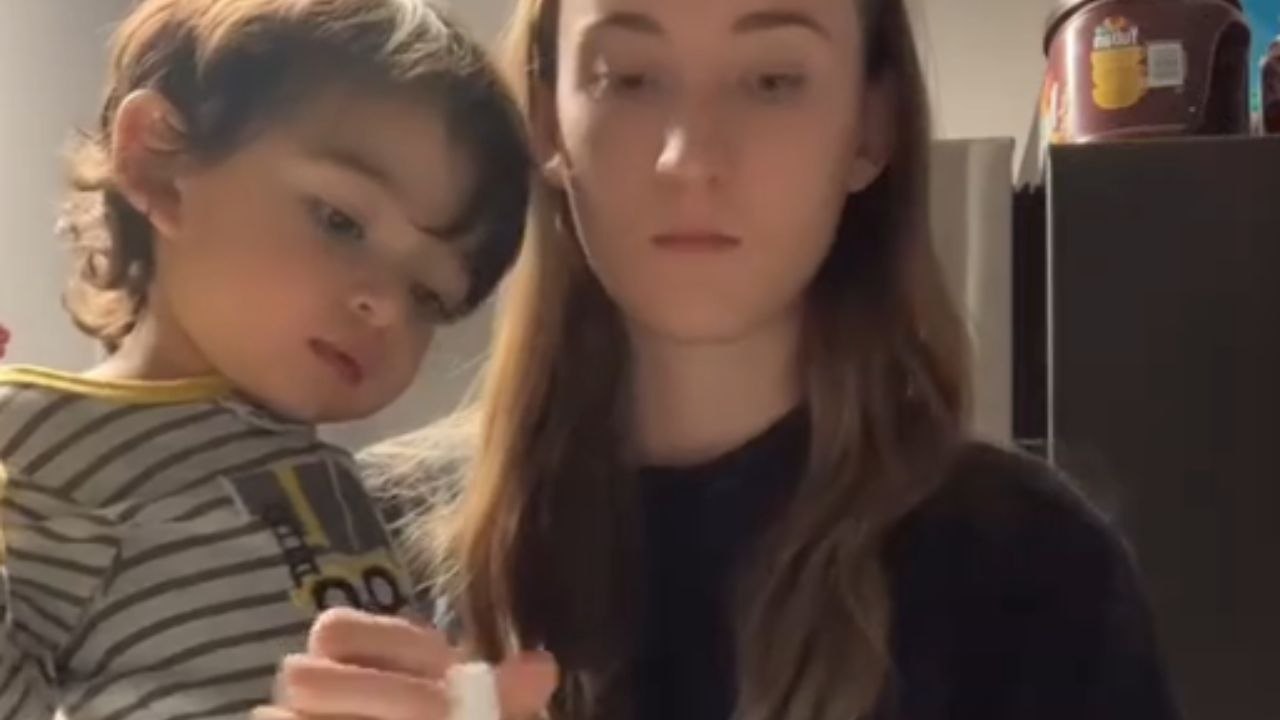 Mom secretly mixes medicine in milk and tricks her son into drinking it