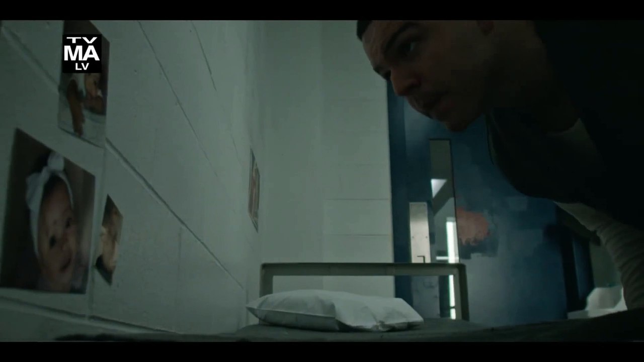 American Sports Story Aaron Hernandez S01E10 Who Killed Aaron Hernandez.
