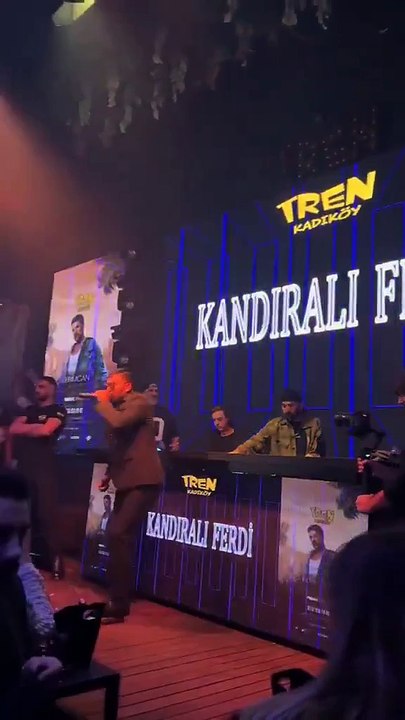 Kandıralı Ferdi, Kadıköy'de sahne aldı!
