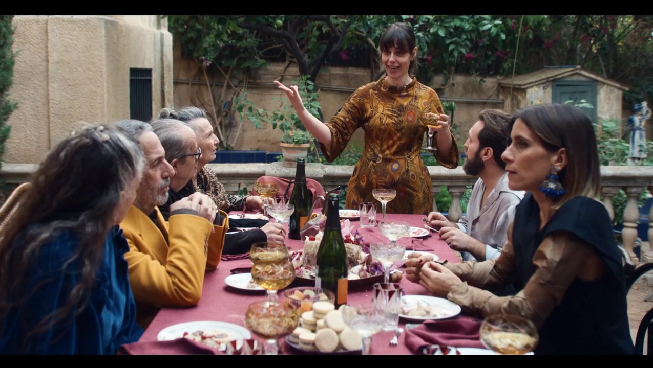 Polvo serán - Tráiler