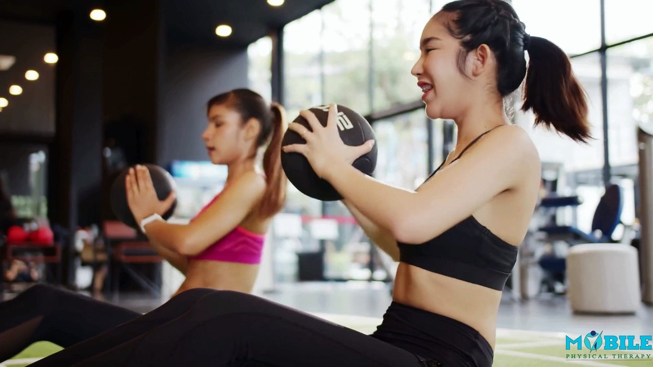 How to Do the Russian Twist for a Stronger Core