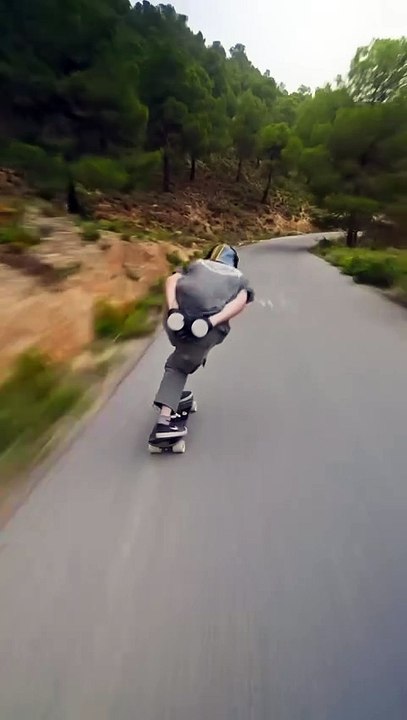 Braking too late on this one 😬 #longboard #crash #fail #speed #downhill