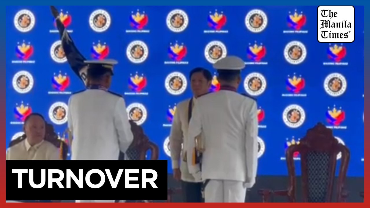 Marcos leads Navy change of command ceremony