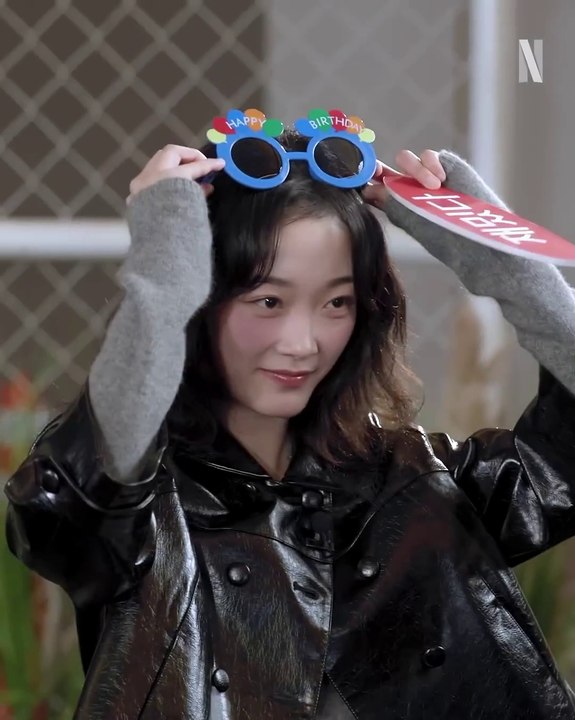 A Groom, A Bride, And An Ex Hop Into A Photo Booth Together Mr Plankton | Netflix [ENG SUB]