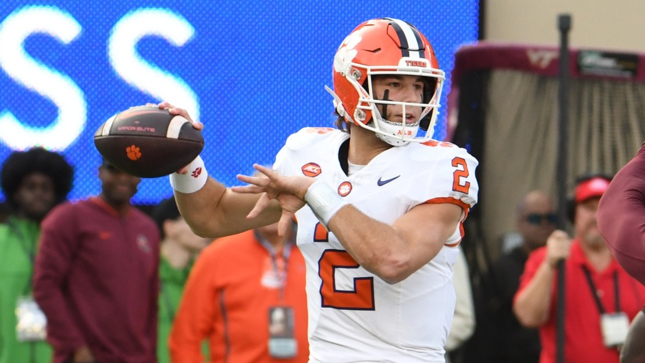 Clemson vs. Pitt and Oregon vs. Wisconsin Game Predictions