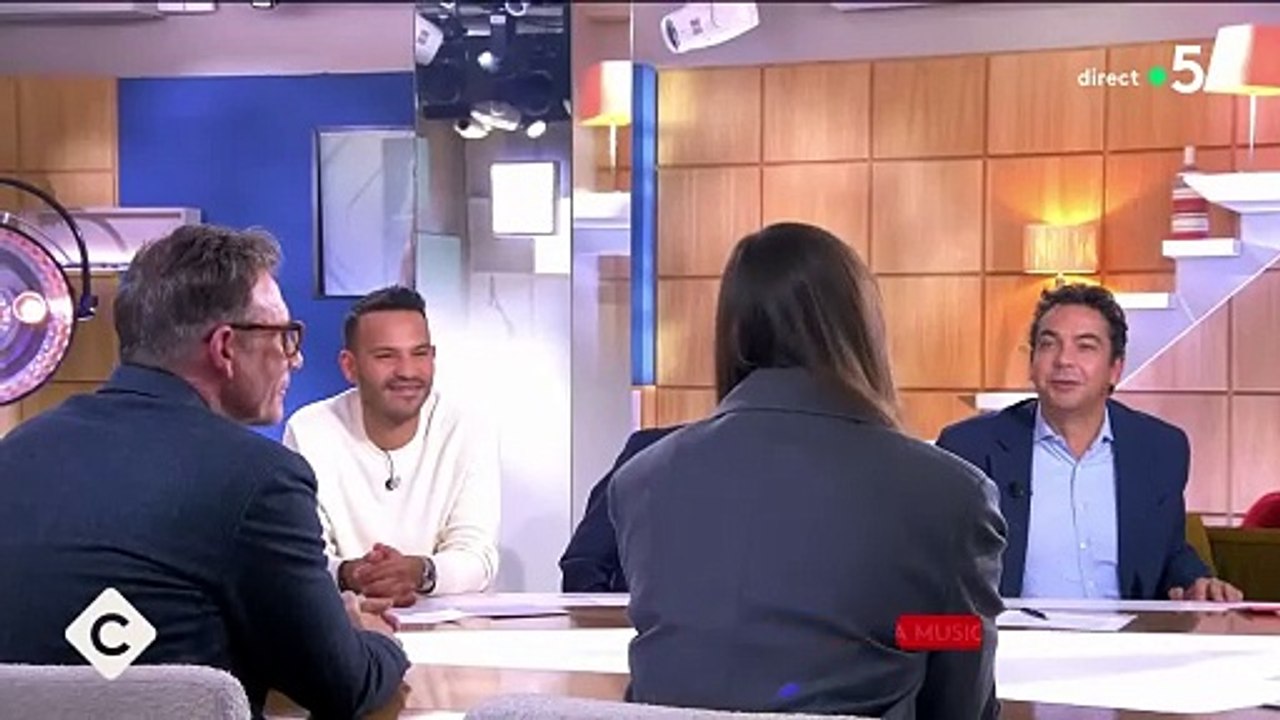 Clara Luciani, "C à Vous".