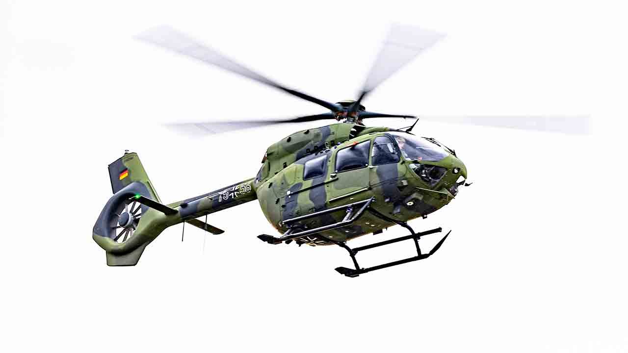ドイツの再軍備：ドイツ連邦軍がエアバス社のH145Mヘリコプターを初受領