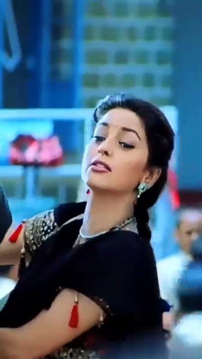 SHAHRUKH KHAN AND JUHI CHAWLA 👌👌👌👌👌👌👌👌👌👌👌👌👌