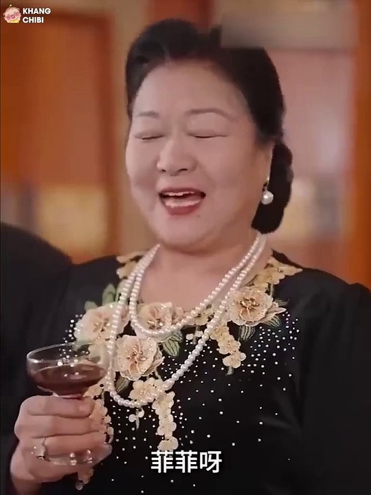 Nữ Hoàng Báo Thù