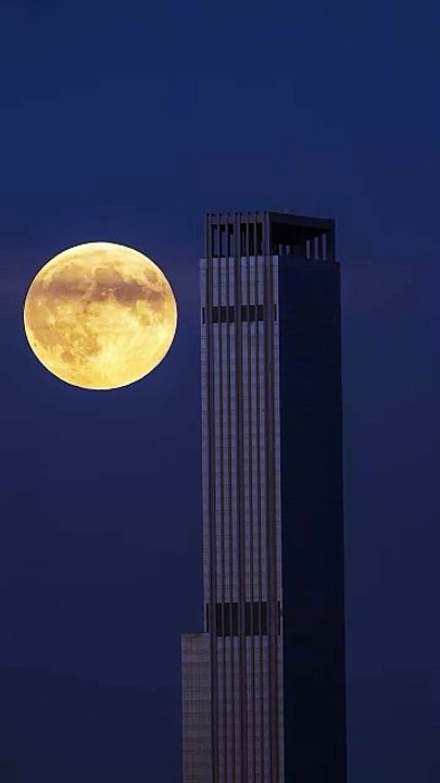 Ai technology based moon beauty | AI creation video | beauty of nature | Natural moon