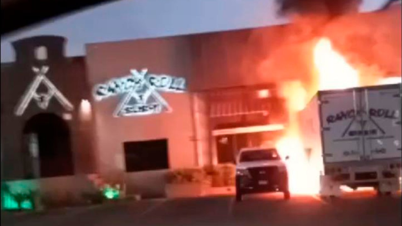 Culiacán: Redes reportan quema de restaurante propiedad del influencer: Markitos Toys
