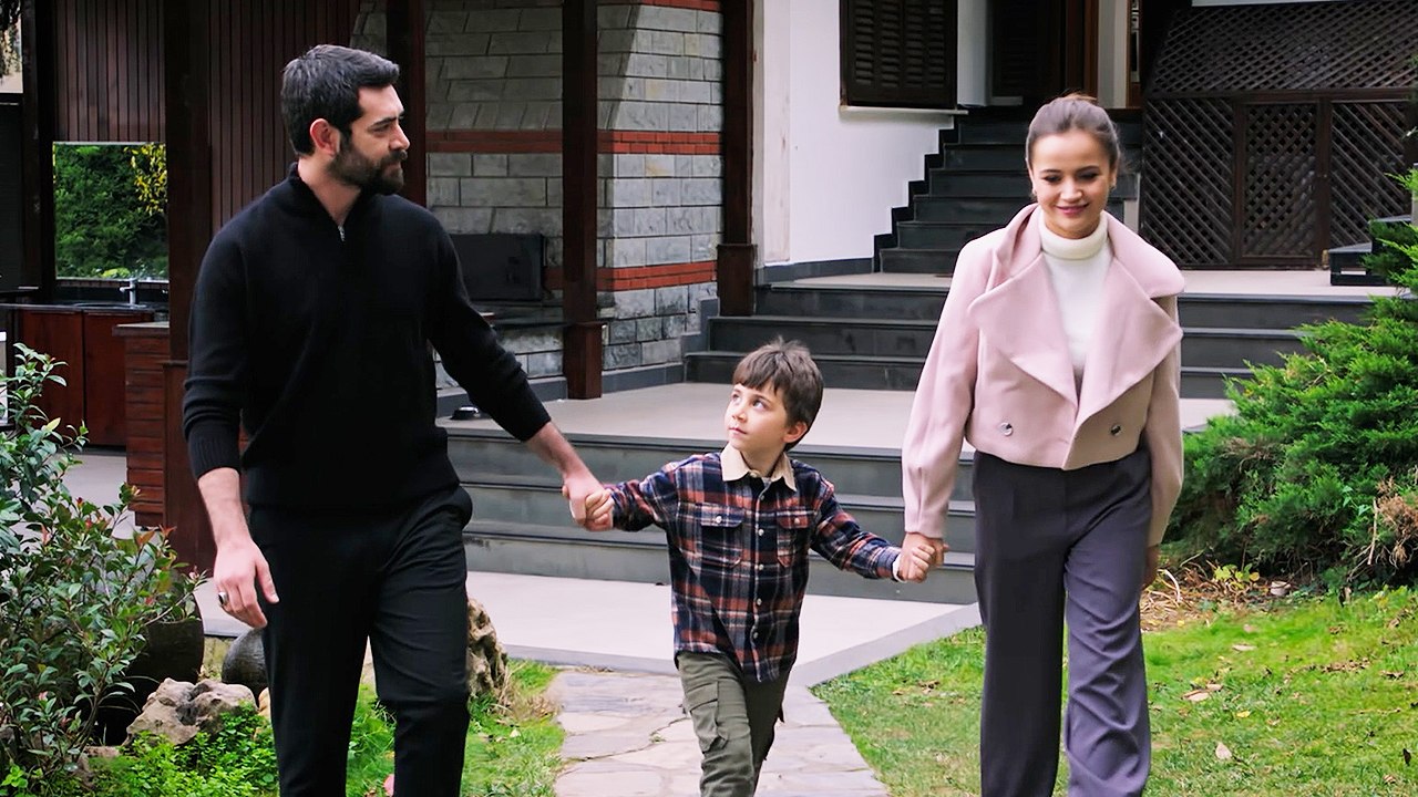 Kan Çiçekleri 403. Bölüm