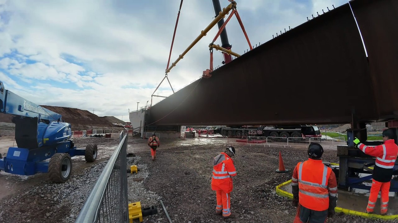 HS2’s River Cole Viaducts take shape in the Delta Junction