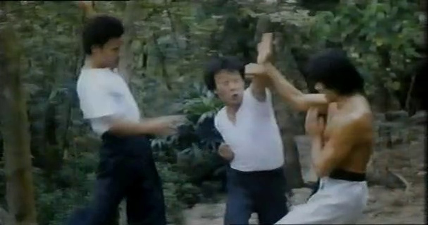 Kung Fu Zombie - Film Complet en Français ( Action , Comédie , Horreur )