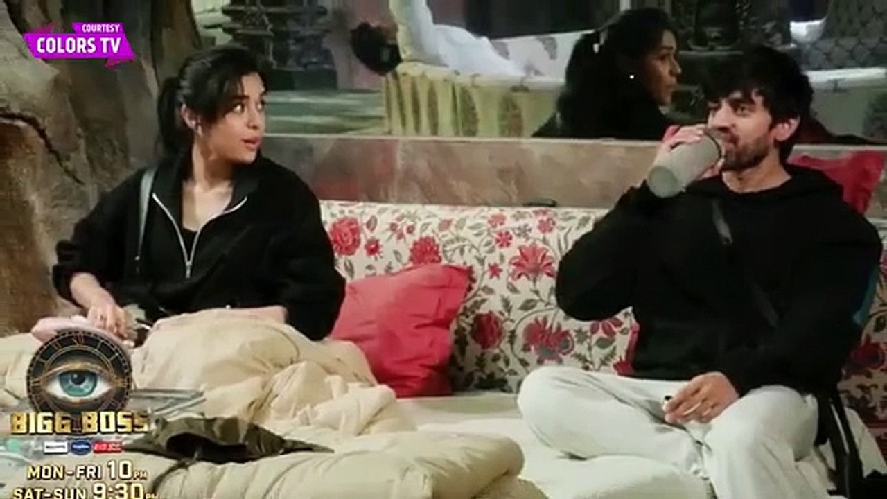 Bigg Boss 18 LIVE: Avinash Ne Kiya Karan Ko Safe Karne Ki Baat, Eisha Ke Ude Hosh