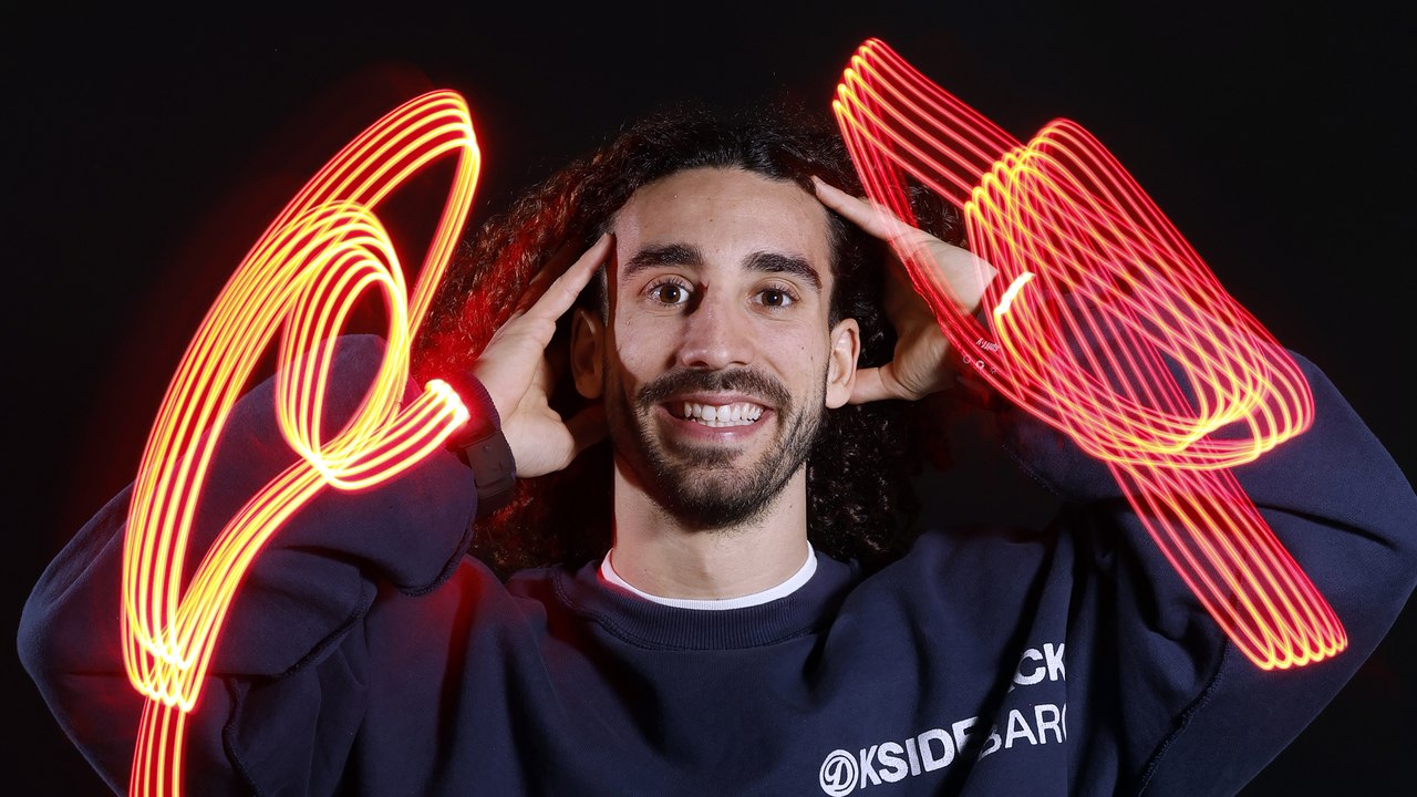 Cucurella: "De pequeño, a veces me confundían con una niña"