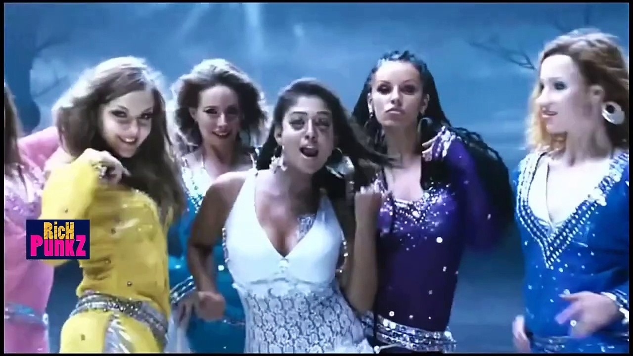 Nayanthara Hot and Visible