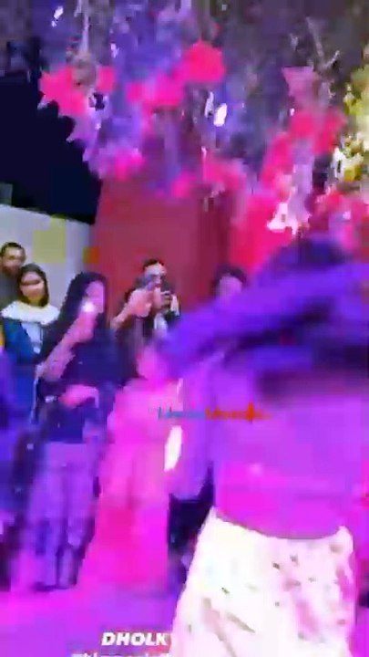 hira mani viral dance