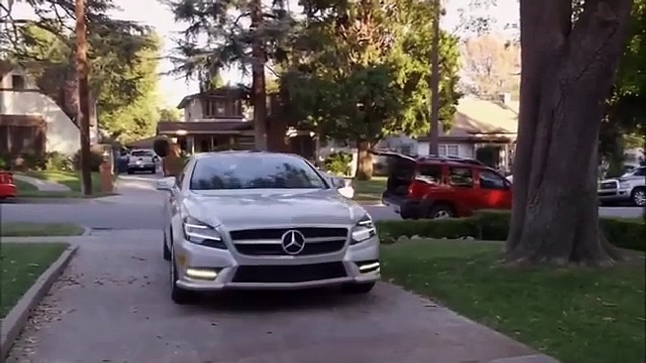 Top Hallmark Romantic & Christmas Movies to Watch in 2025 🎄